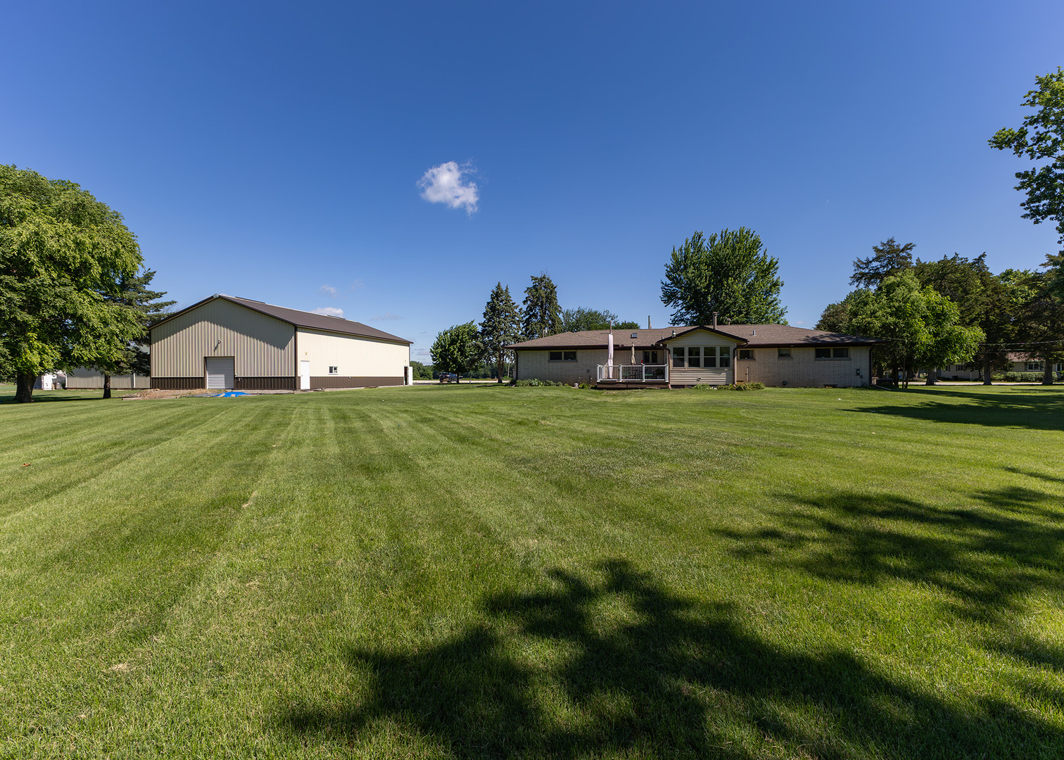 17028 Hubbard Road East Moline, IL 61244 - Photo 32 of 37