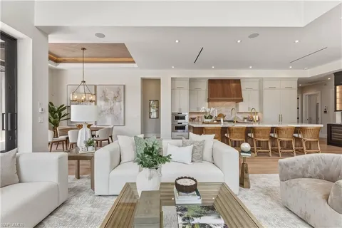 $3,995,000 | 1079 Diana Avenue, Naples, FL 34103