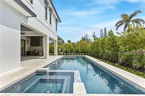 $3,995,000 | 1079 Diana Avenue, Naples, FL 34103