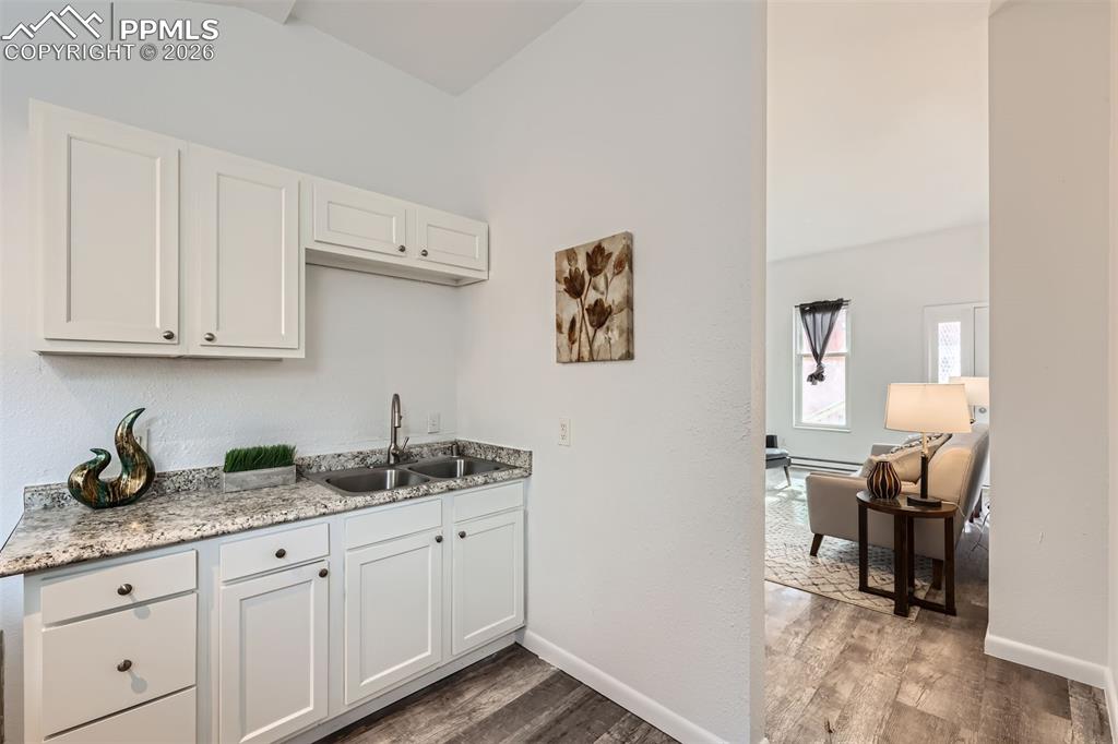 2 Narrows Road Manitou Springs, CO 80829 - Photo 12 of 26