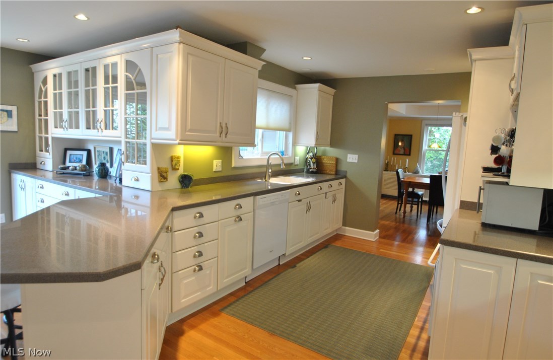 2881 Bellaire Road Silver Lake, OH 44224 - Photo 8 of 29 This magnificent kitchen has tons of cabinets and counter space