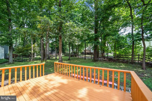 15519 Langside Street Silver Spring, MD 20905 - Photo 14 of 35 Deck