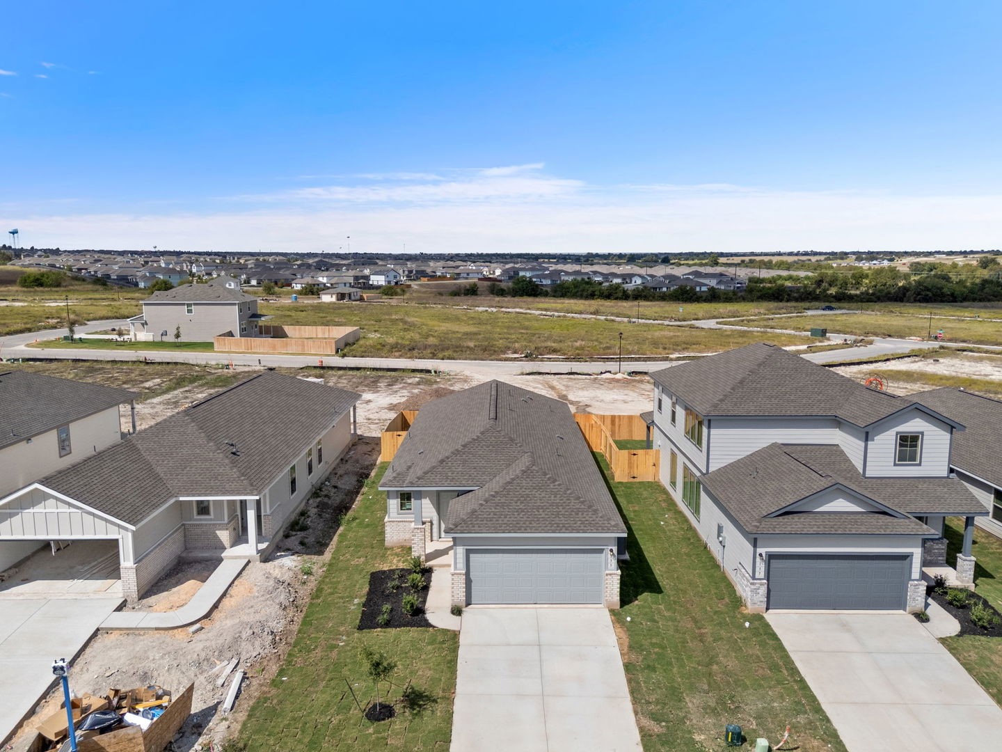 133 Hatari Trail Jarrell, TX 76537 - Photo 25 of 33