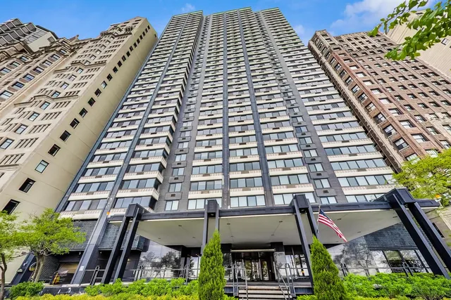 $525,000 | 1440 North Lake Shore Drive, Unit 5D, Chicago, IL 60610