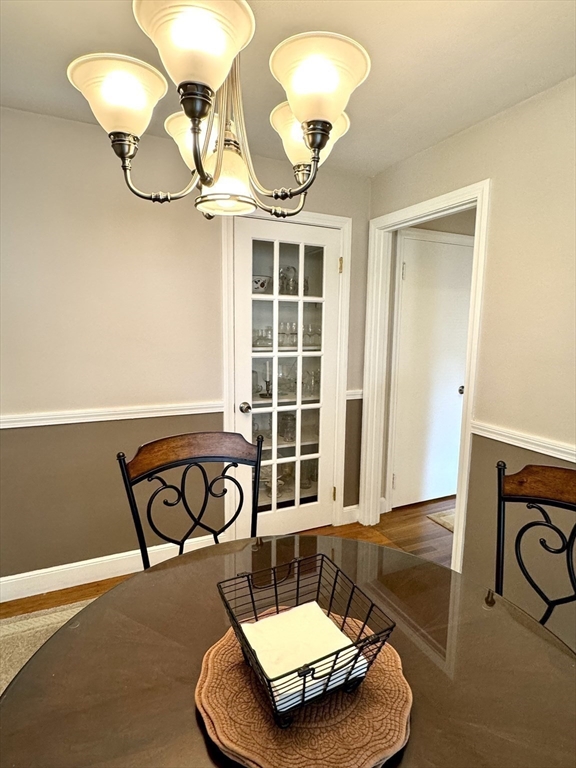 133 Bay State Road Worcester, MA 01606 - Photo 12 of 36 a living room with furniture