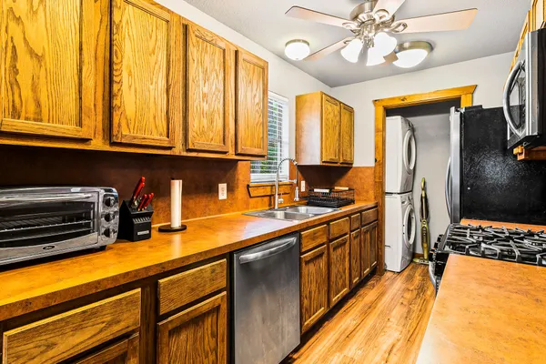 $760,000 | 807 Whitehead Drive, Diboll, TX 75941