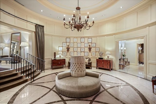 a view of a entryway