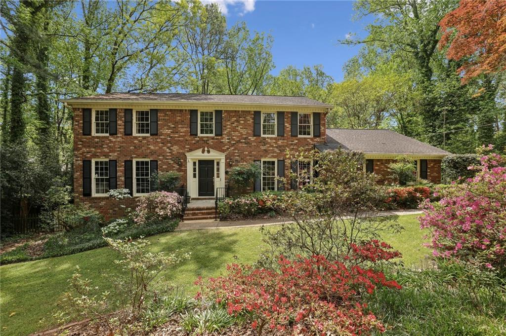 5510 Rodney Lane Southwest Stone Mountain, GA 30087 - Photo 2 of 45