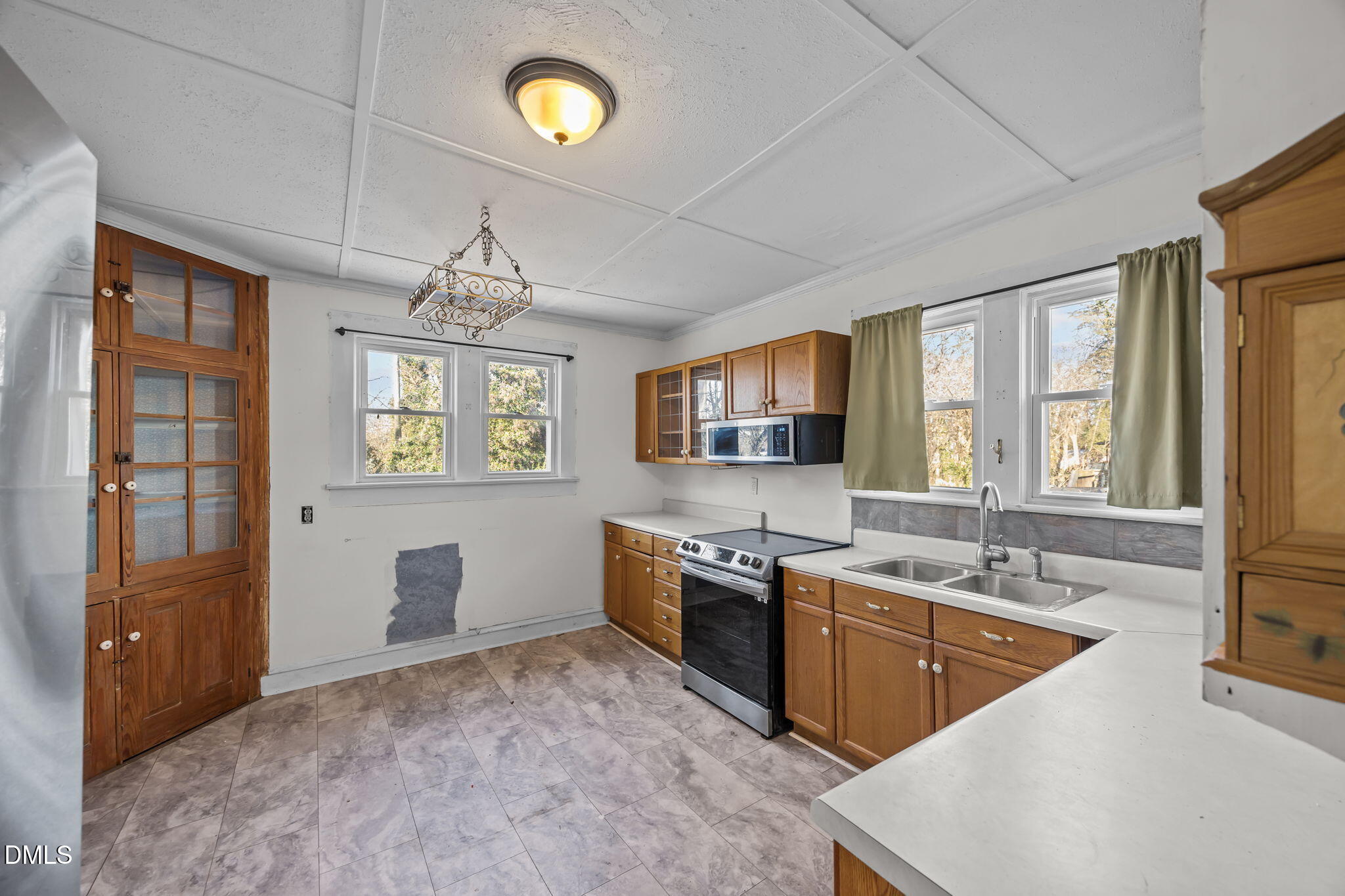 306 North Maple Street Graham, NC 27253 - Photo 18 of 52 20-web-or-mls-IMG_3991