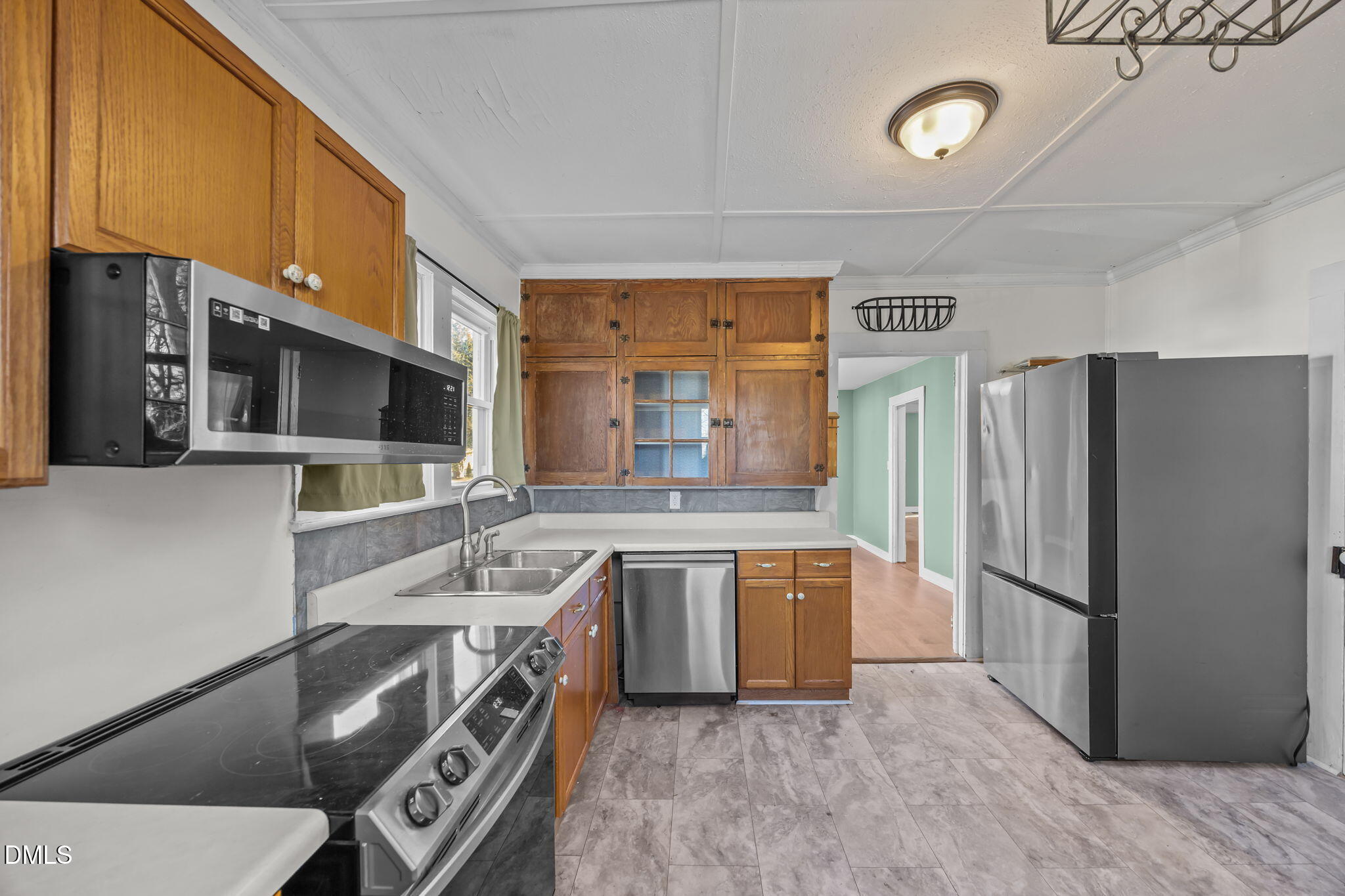 306 North Maple Street Graham, NC 27253 - Photo 20 of 52 22-web-or-mls-IMG_3997