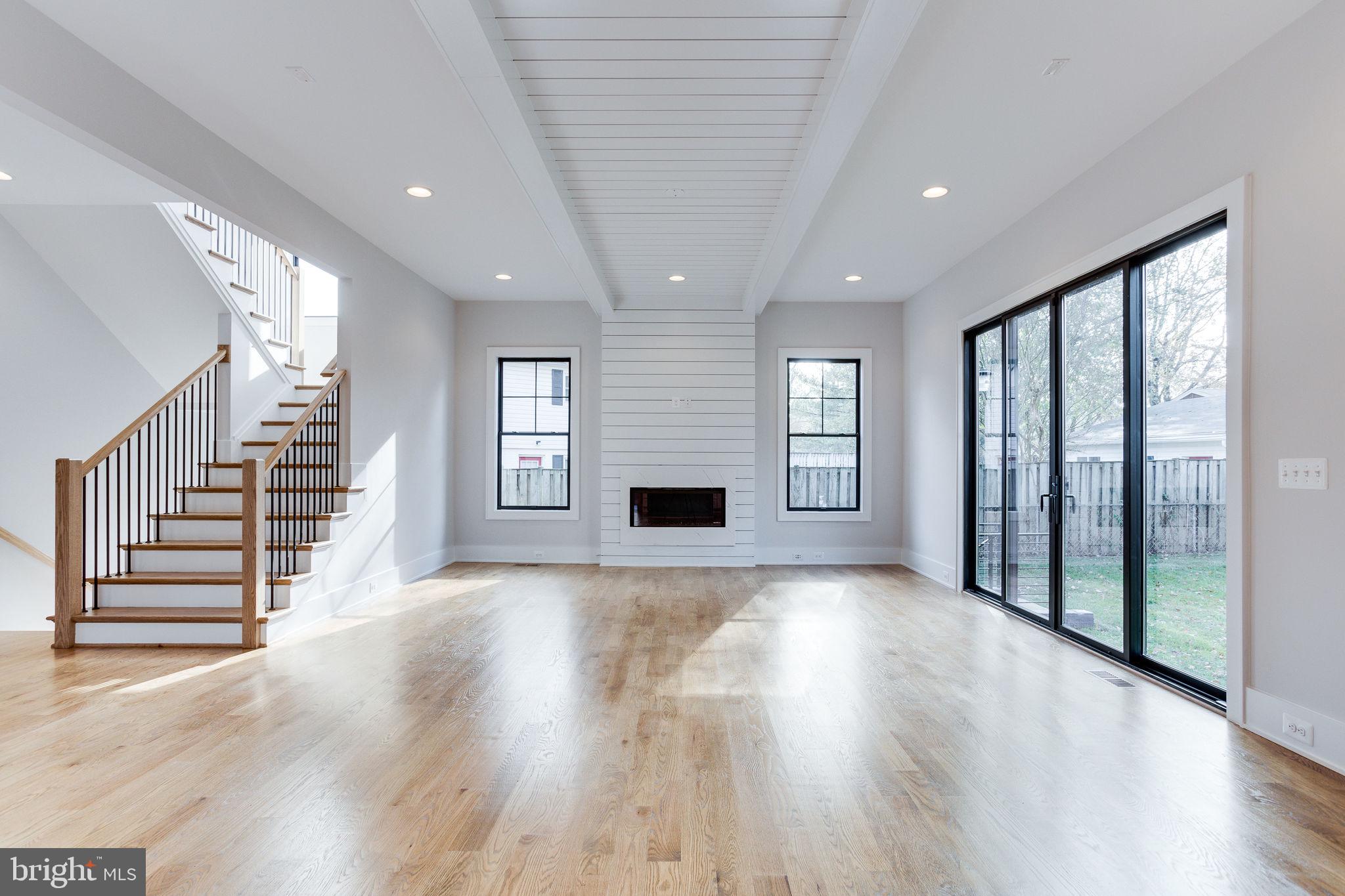 303 Branch Road Southeast Vienna, VA 22180 - Photo 25 of 50 Family Room