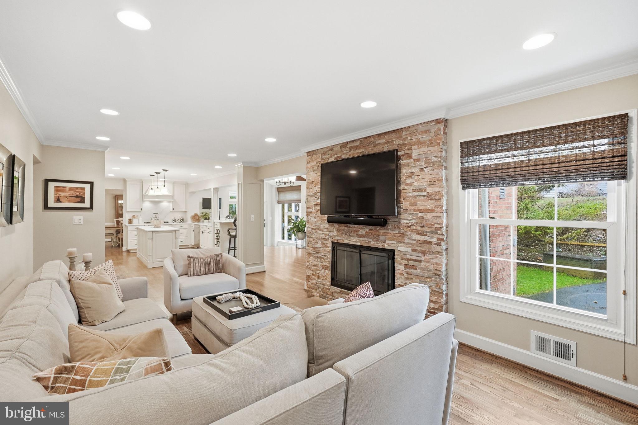 1 Paddock Court Potomac, MD 20854 - Photo 13 of 34 Family Room Reverse