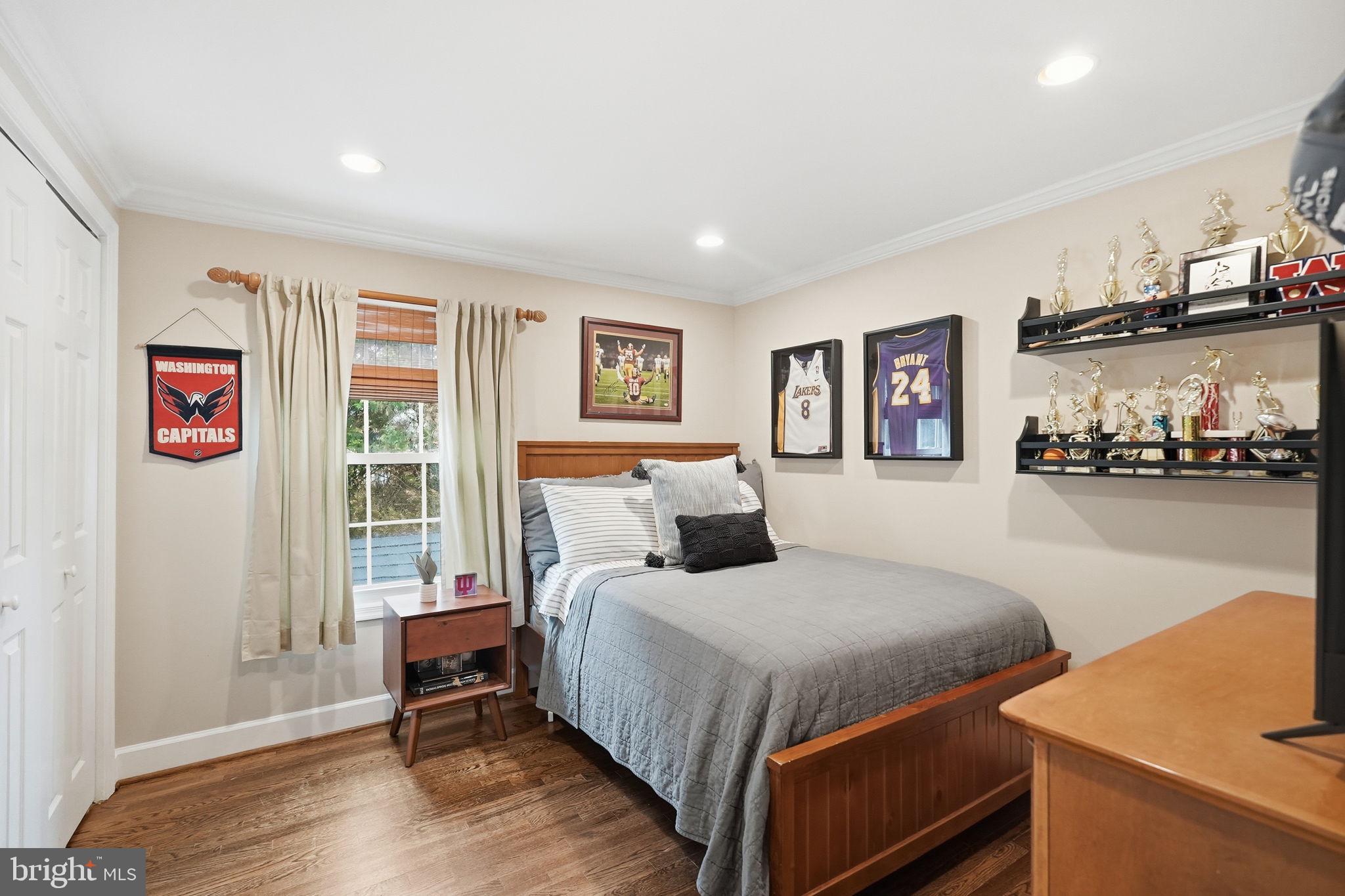 1 Paddock Court Potomac, MD 20854 - Photo 27 of 34 Bedroom 4