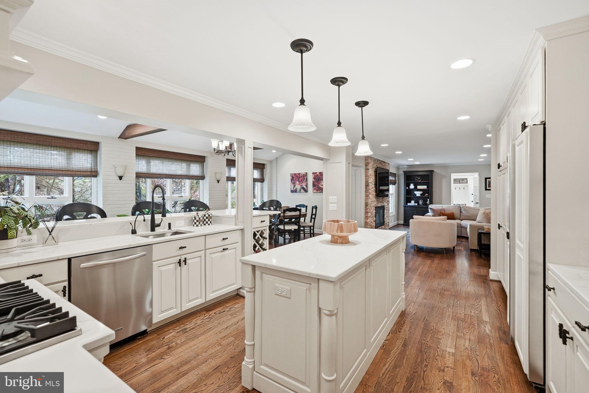 1 Paddock Court Potomac, MD 20854 - Photo 8 of 34 Open Concept Kitchen