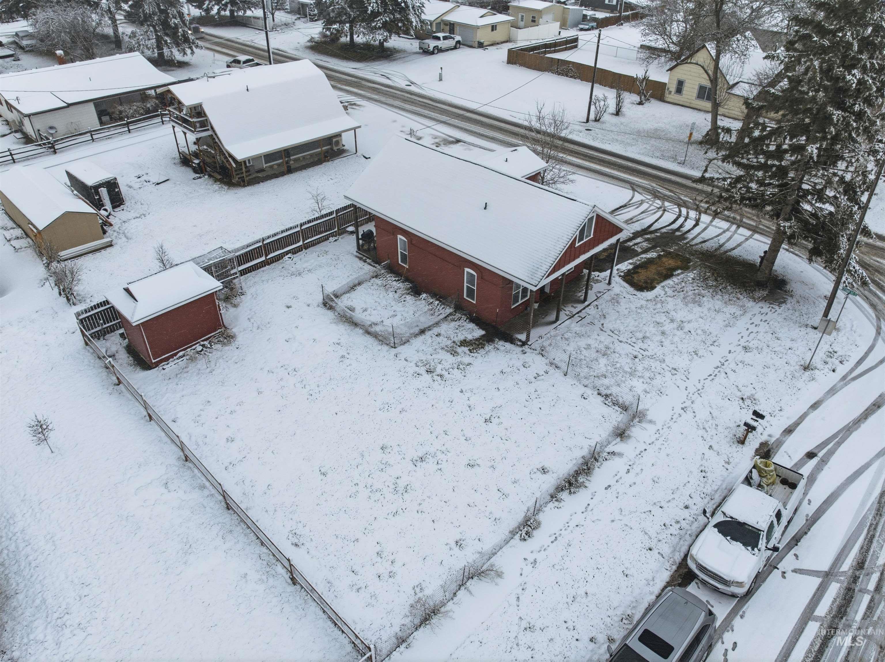 350 East Walnut Avenue Genesee, ID 83832 - Photo 23 of 27 View of snowy aerial view