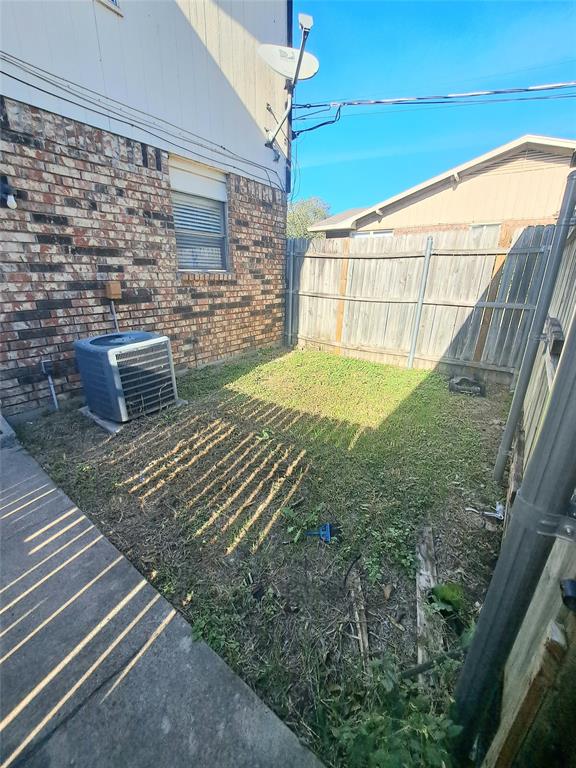3225 Cortez Drive Fort Worth, TX 76116 - Photo 9 of 12 a view of outdoor space and yard