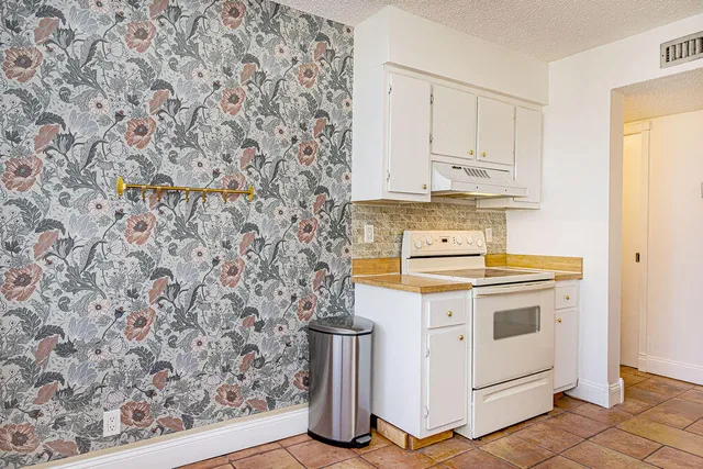 $1,825 | 2455 Lindell Boulevard, Unit 3211, Delray Beach, FL 33444