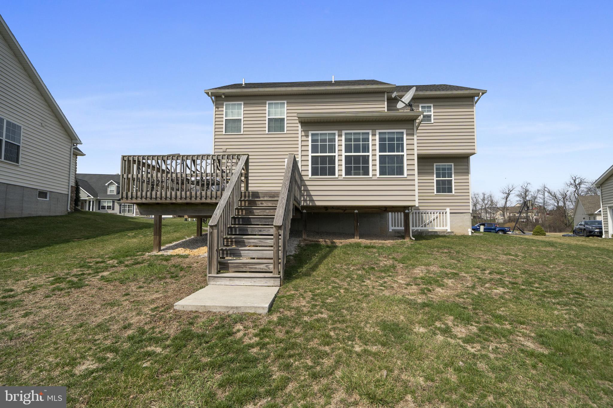 396 Friendship Lane Gettysburg, PA 17325 - Photo 3 of 33