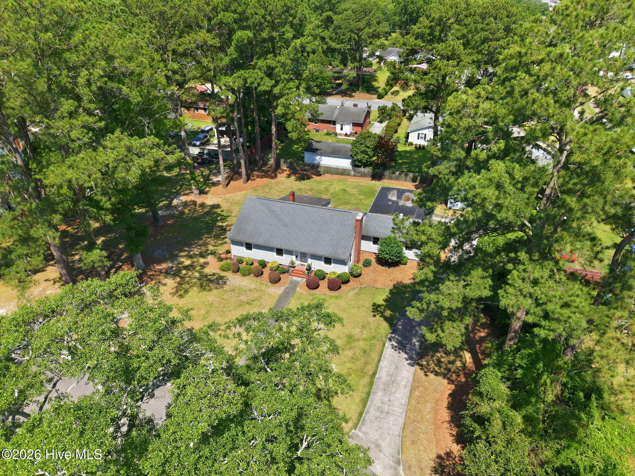 1306 Summit Avenue Washington, NC 27889 - Photo 4 of 39