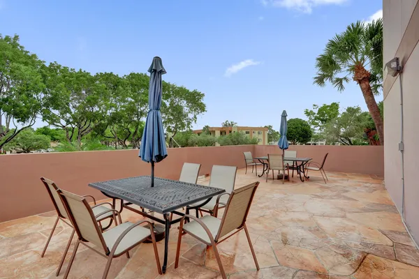 $158,000 | 7432 Ashmont Circle, Unit 208, Tamarac, FL 33321