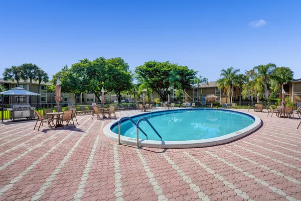 $158,000 | 7432 Ashmont Circle, Unit 208, Tamarac, FL 33321