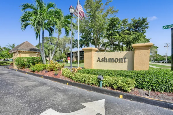 $158,000 | 7432 Ashmont Circle, Unit 208, Tamarac, FL 33321