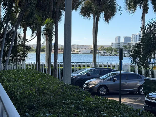 $1,800 | 2801 Northeast 183rd Street, Unit 111W, Aventura, FL 33160