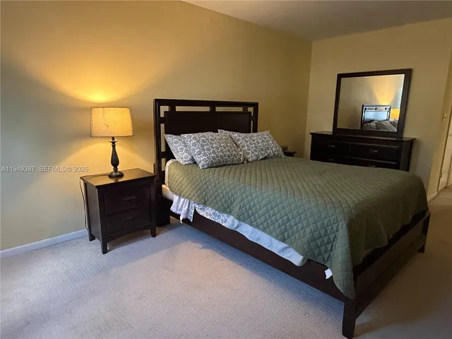 $1,800 | 2801 Northeast 183rd Street, Unit 111W, Aventura, FL 33160