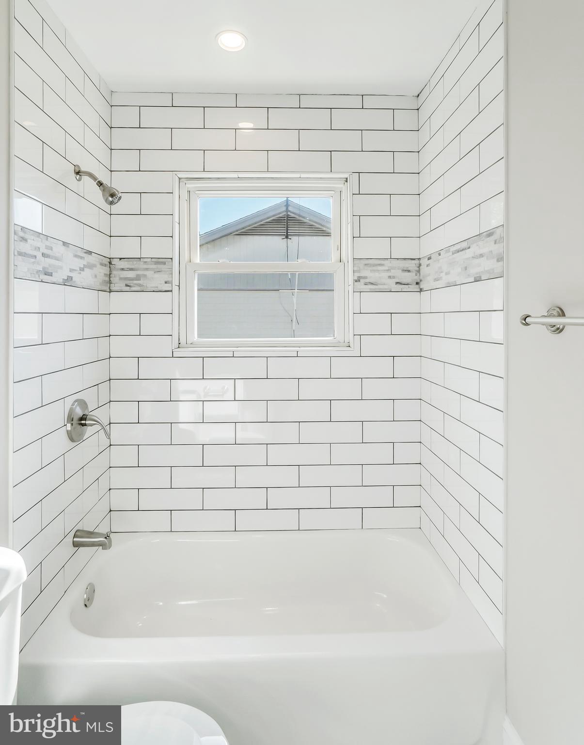 1009 Cherlyn Road Baltimore, MD 21221 - Photo 25 of 32