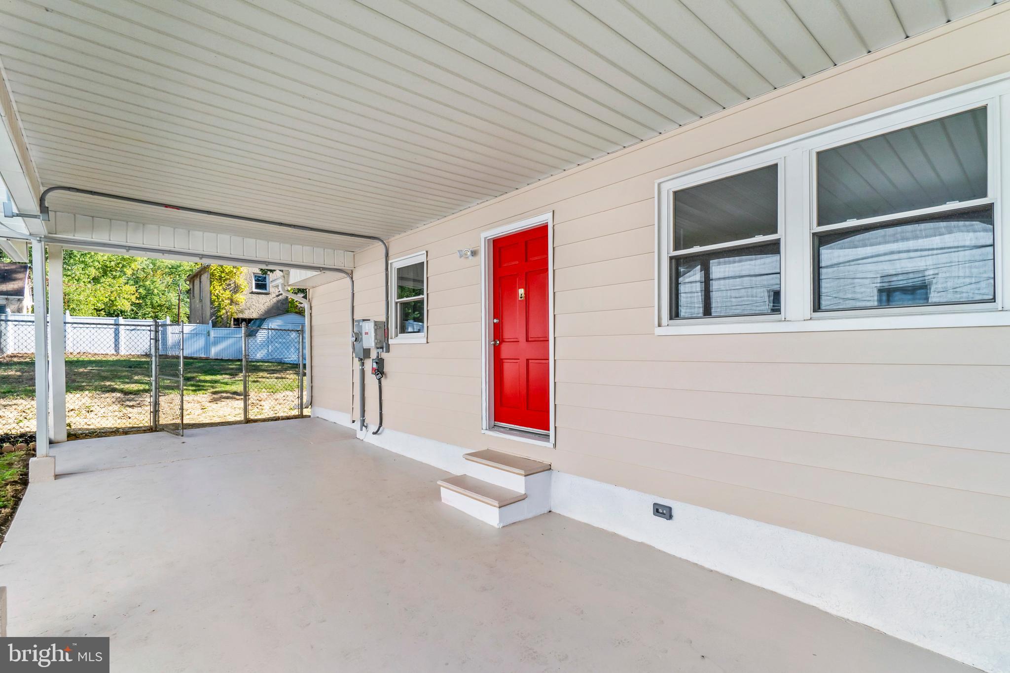 1009 Cherlyn Road Baltimore, MD 21221 - Photo 4 of 32