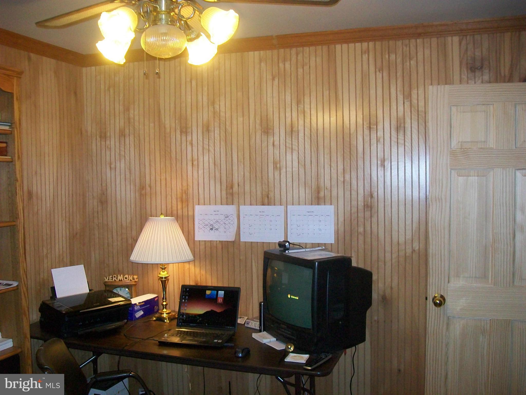 6832 Ridgeway Drive Springfield, VA 22150 - Photo 15 of 30 Bedroom/Den/Office