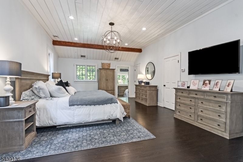 11 Red Oak Row Chester, NJ 07930 - Photo 18 of 50