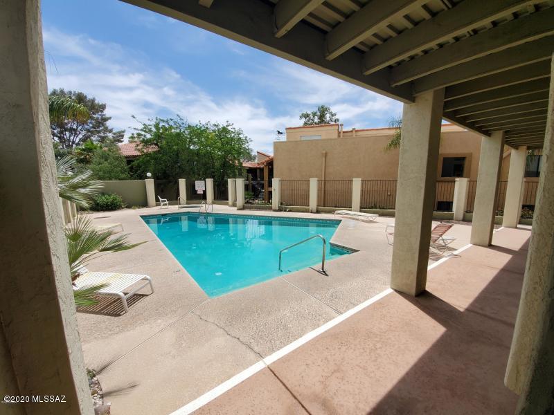 8263 North Oracle Road, Unit 236 Tucson, AZ 85704 - Photo 2 of 18
