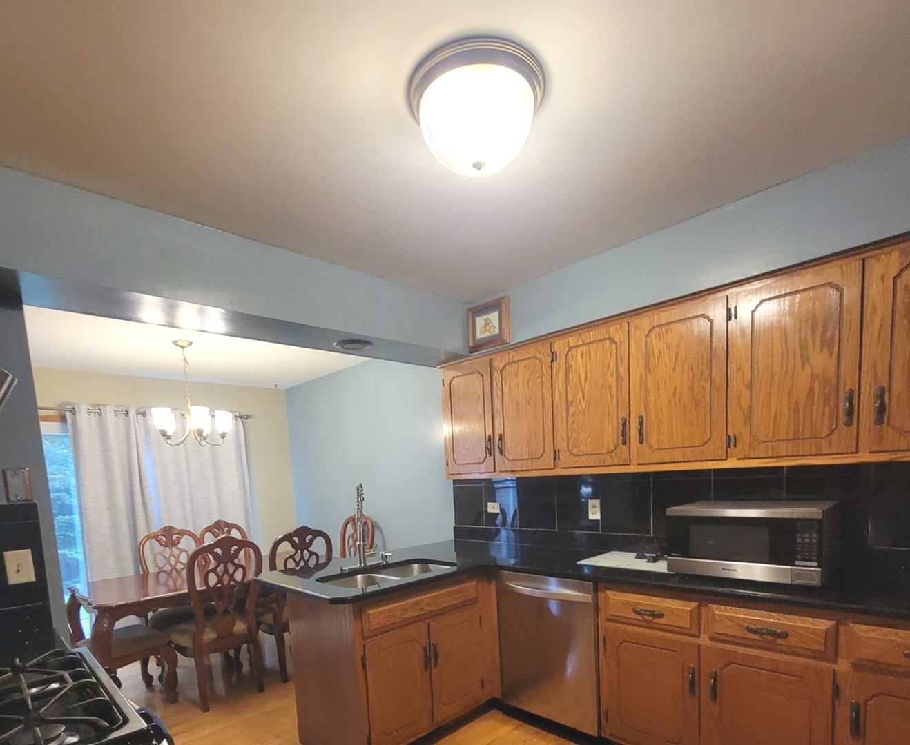 405 Wenbriar Square Addison, IL 60101 - Photo 6 of 24 Gallery Image 6
