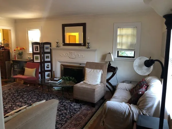 $4,950 | 546 Commonwealth Avenue, Unit 1, Newton, MA 02459