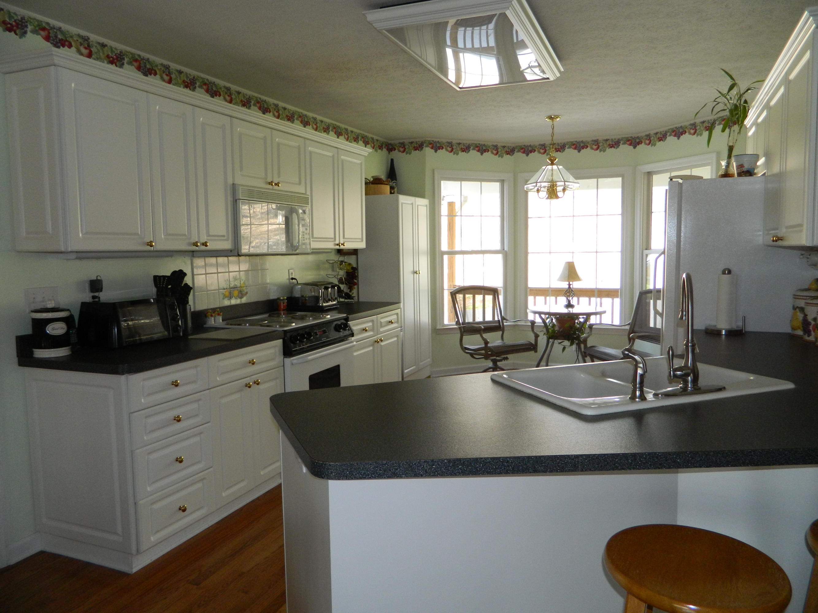 110 Woodley Road Moneta, VA 24121 - Photo 17 of 35 DSCN0536