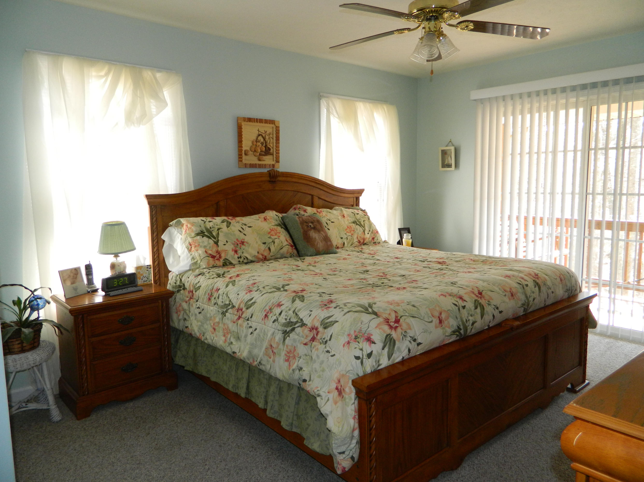 110 Woodley Road Moneta, VA 24121 - Photo 19 of 35 DSCN0539