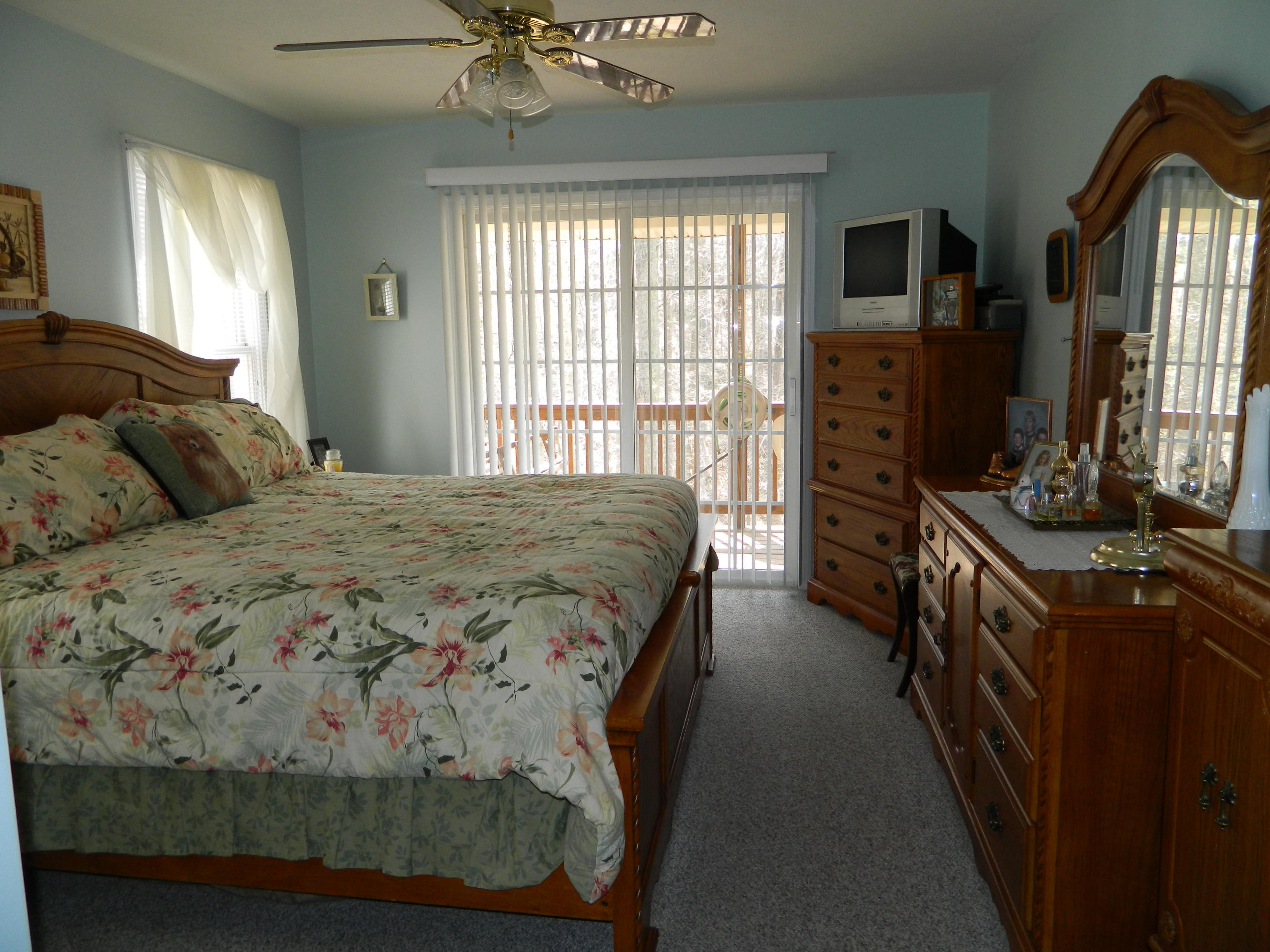 110 Woodley Road Moneta, VA 24121 - Photo 20 of 35 DSCN0543