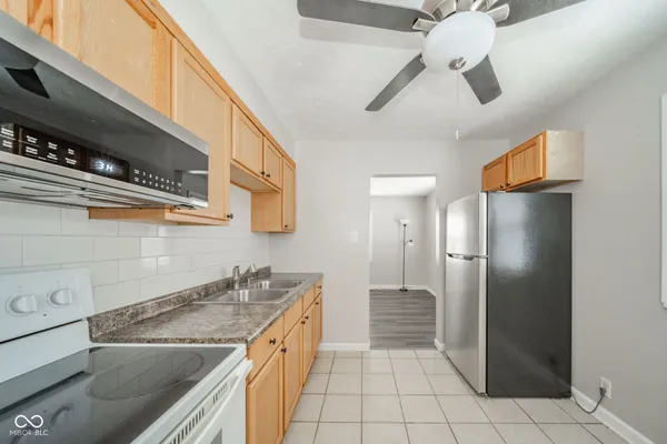 $103,000 | 1904 East Greenlawn Court, Muncie, IN 47302