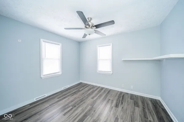 $103,000 | 1904 East Greenlawn Court, Muncie, IN 47302