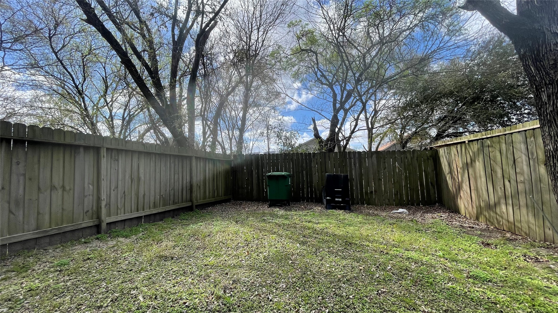 4510 Mayflower Street, Unit B Houston, TX 77051 - Photo 16 of 17