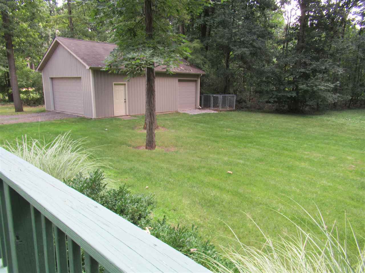 9139 Coldwater Road Flushing, MI 48433 - Photo 34 of 40 50052300-33.JPG