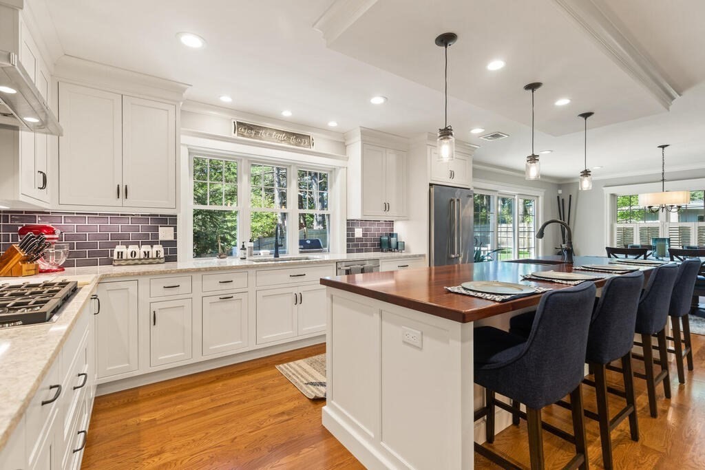 166 Pearl Street Reading, MA 01867 - Photo 14 of 37