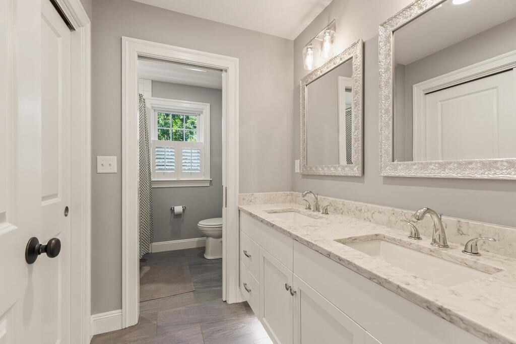 166 Pearl Street Reading, MA 01867 - Photo 24 of 37