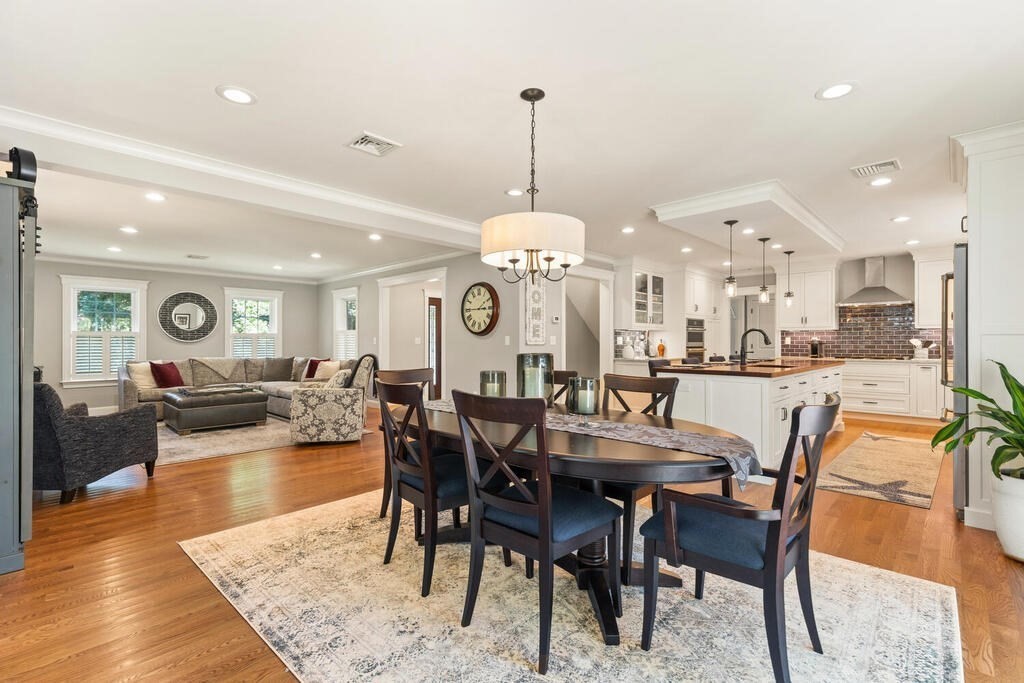 166 Pearl Street Reading, MA 01867 - Photo 10 of 37