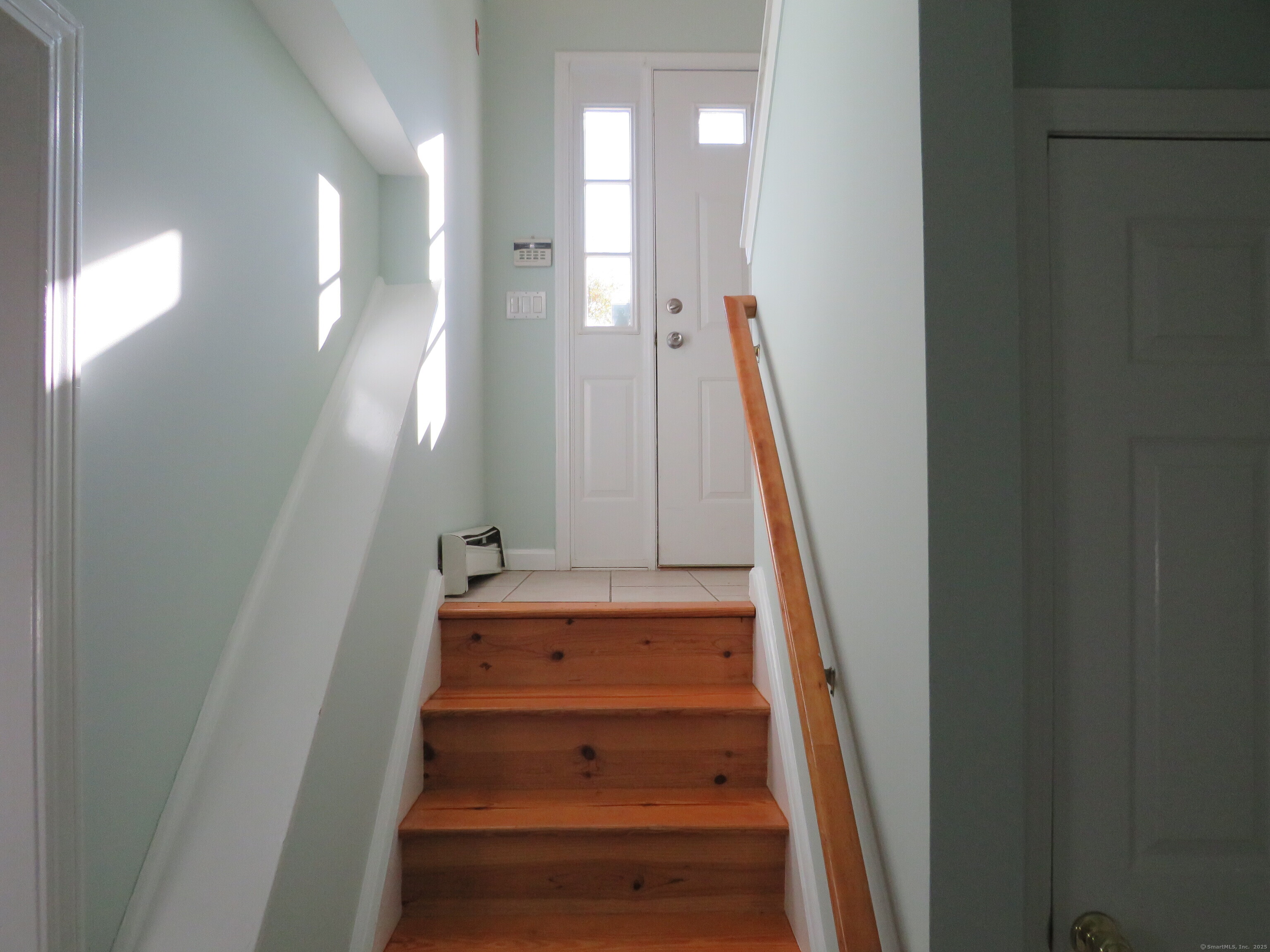 15 Hayestown Heights Danbury, CT 06811 - Photo 25 of 28 a view of entryway