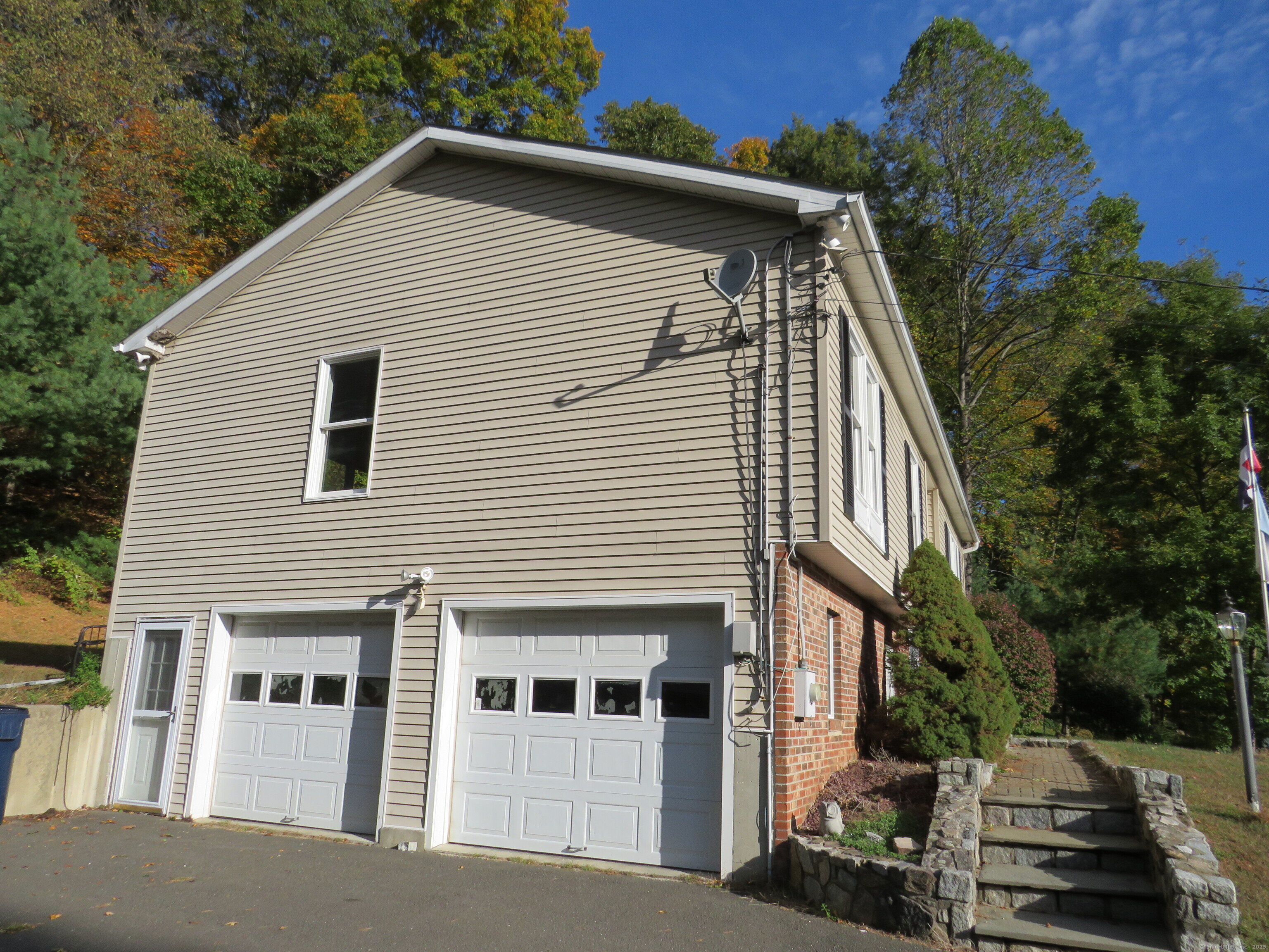 15 Hayestown Heights Danbury, CT 06811 - Photo 3 of 28 a view of a house with a yard