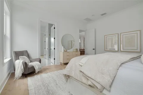 $1,795,000 | 246 23rd Avenue Southeast, St. Petersburg, FL 33705