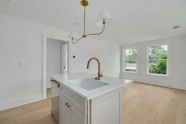 $1,795,000 | 246 23rd Avenue Southeast, St. Petersburg, FL 33705