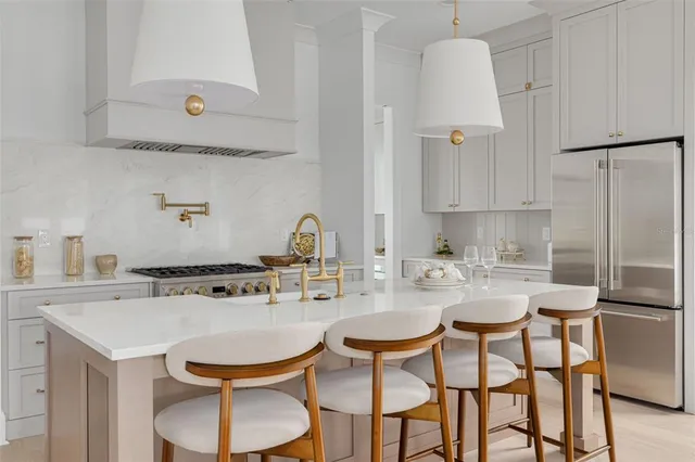 $1,795,000 | 246 23rd Avenue Southeast, St. Petersburg, FL 33705